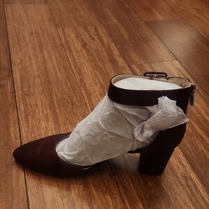 Life Stride Burgundy Heels